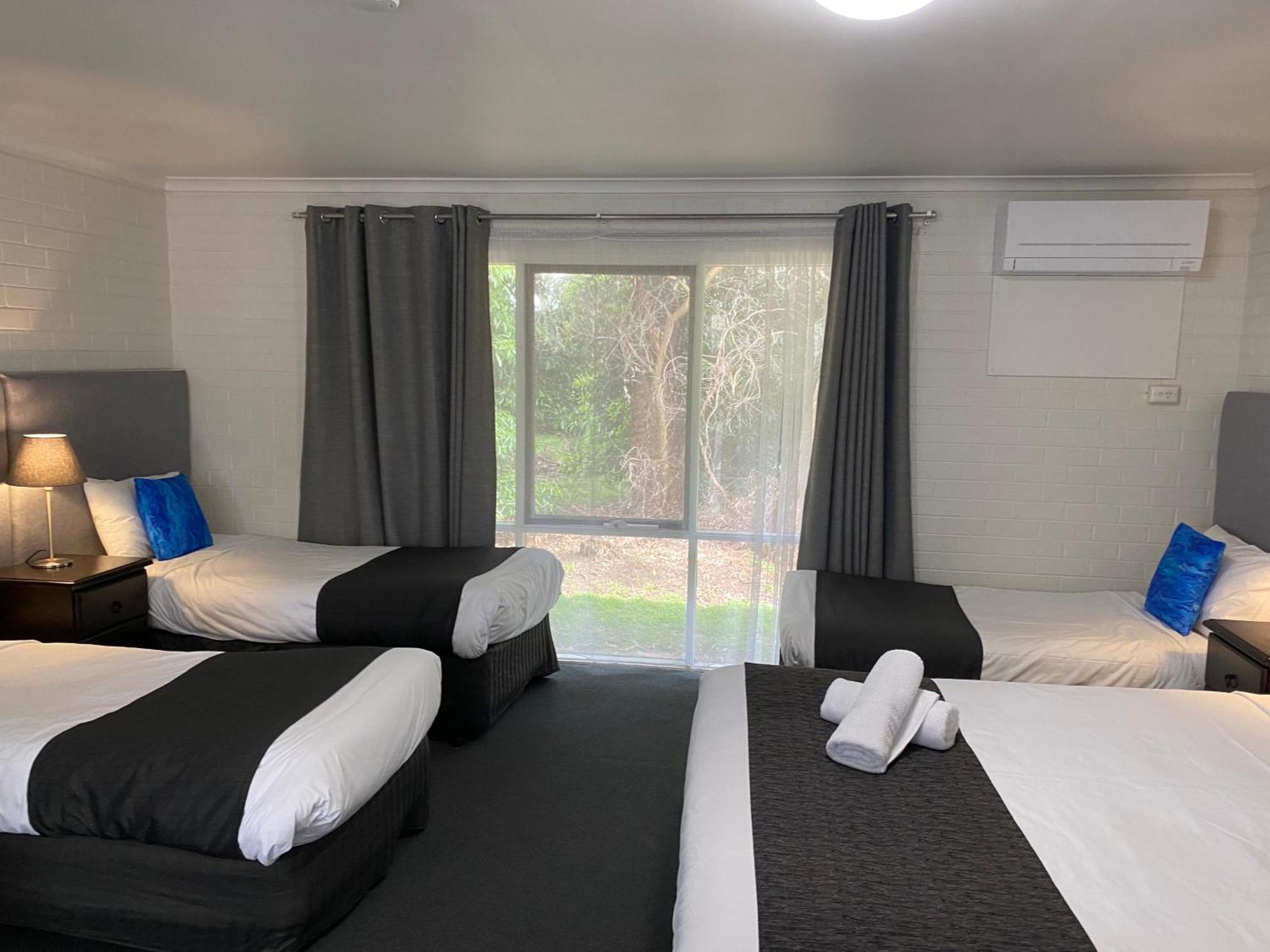 Frankston Motel Екстериор снимка